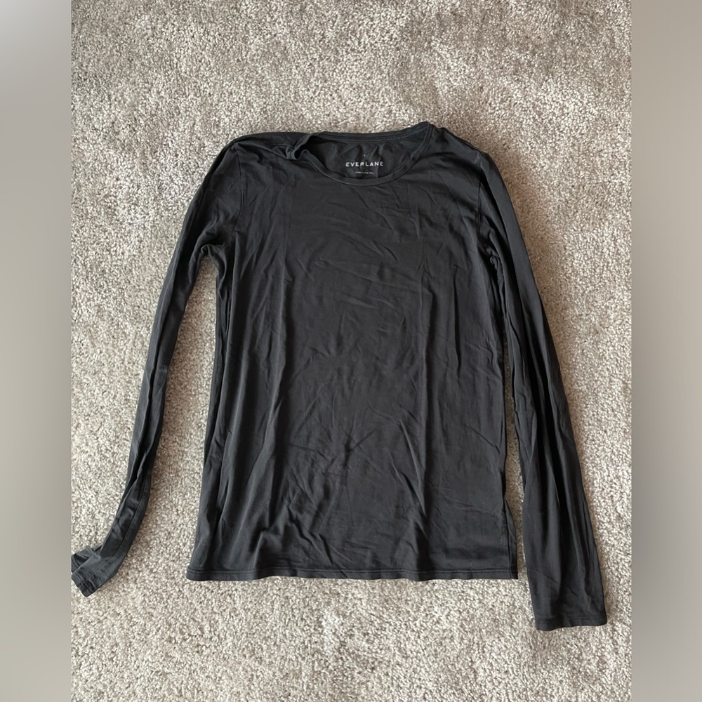Everlane Long Sleeves Tee